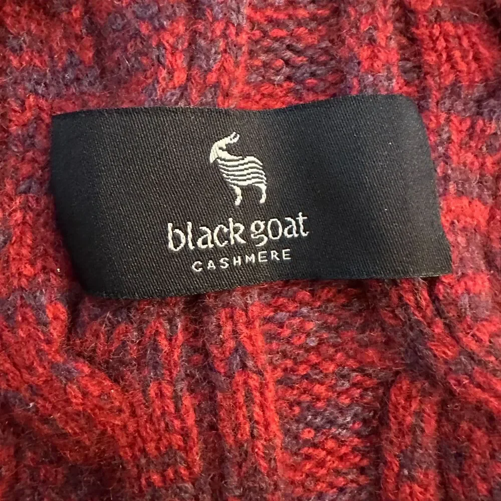 Black Goat Blue and Red Soft Cable‎ Knit Cashmere Scarf 56